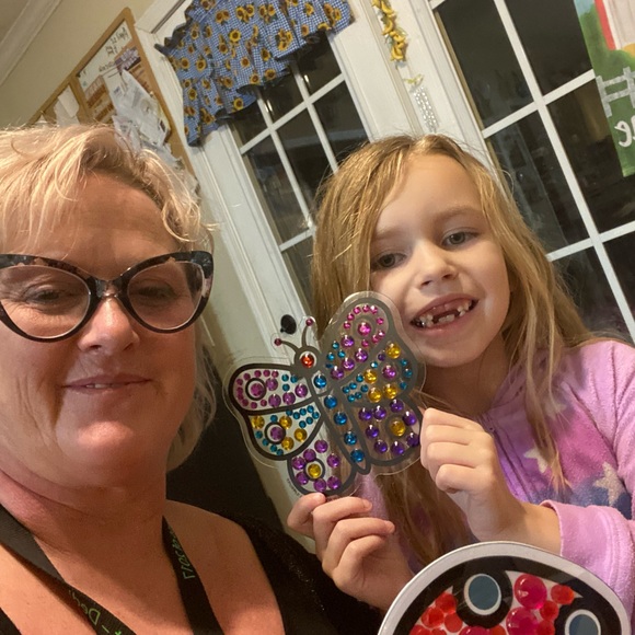 Meet your Posher, Audrey - Picture 3 of 7